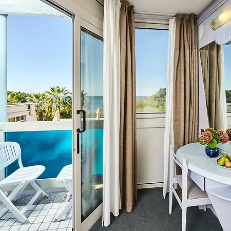 Plavi Plava Laguna 3* بوريتش
