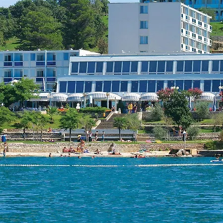 Plavi Plava Laguna بوريتش