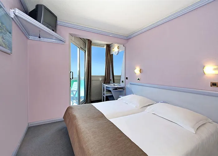 Plavi Plava Laguna 호텔