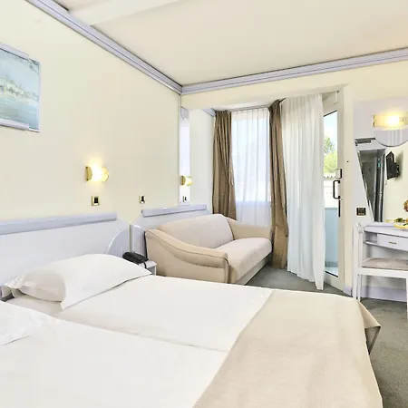 Plavi Plava Laguna فندق بوريتش