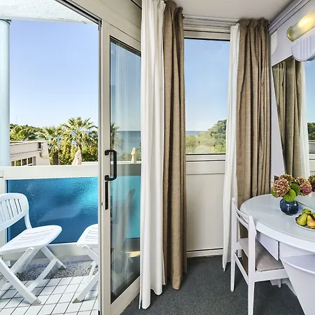 Plavi Plava Laguna 3* بوريتش