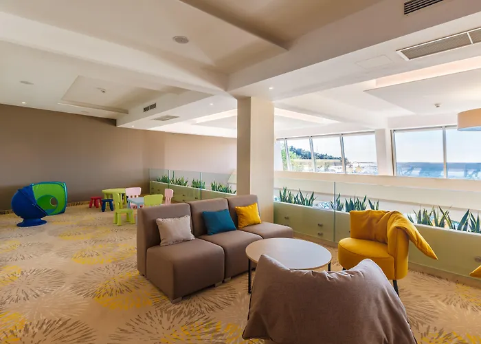 Plavi Plava Laguna 3* 포레치